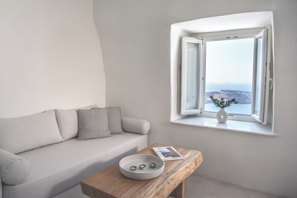 Native Eco Villas Santorini 22/35