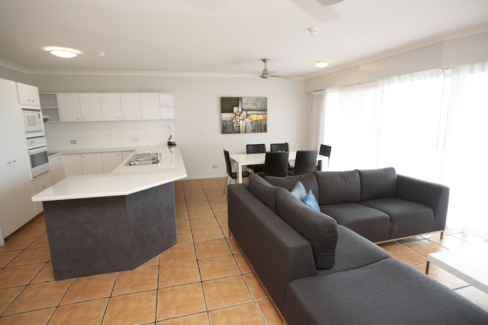 MARINERS NORTH HOLIDAY APARTMENTS 44/77
