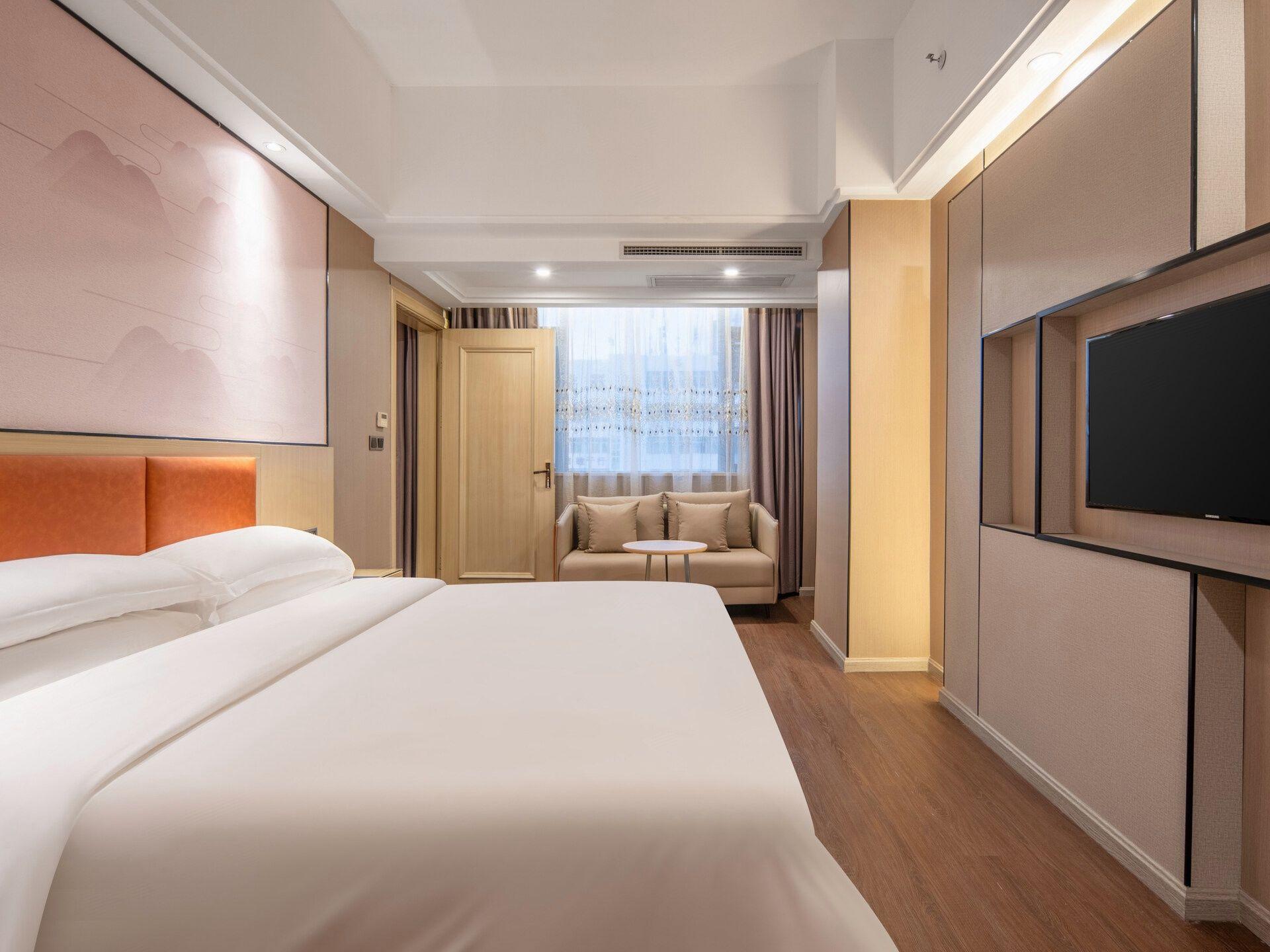 Vienna International Hotel (Jieyang Chaoshan Airport) 10/31