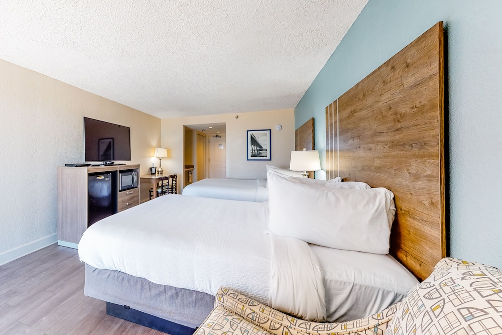 STUDIO, 2 QUEEN BEDS, OCEAN FRONT