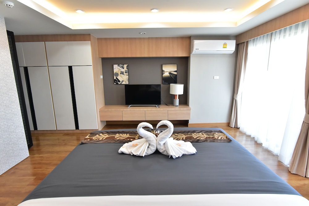 The U-Time Hotel 20/43