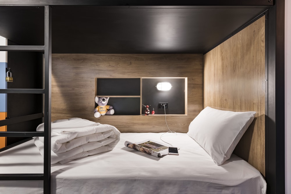 Hostel G 17/40