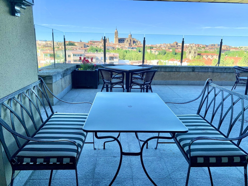 Parador De Salamanca 48/63