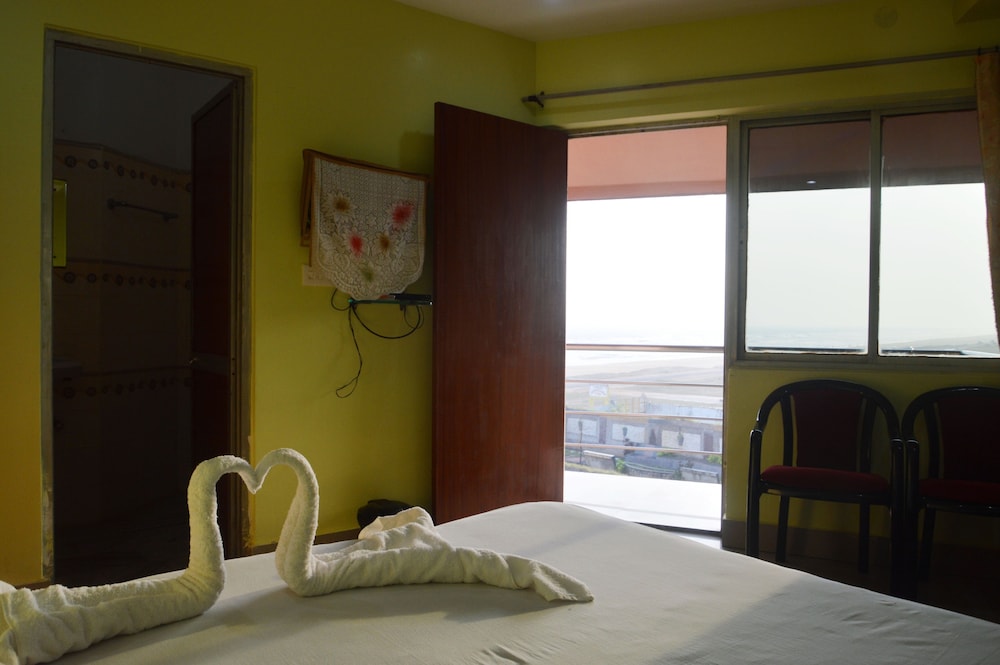 Hotel Jeevan Sandhya 13/22