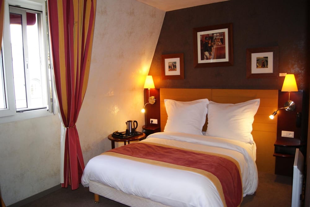 Hotel Bonaparte 28/65