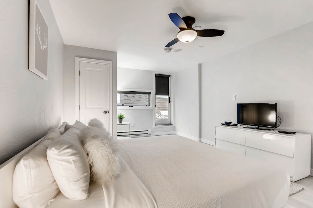 شقة سكنية فاخرة بسريرين منفصلين بغرفتي نوم، The Vail Spa Condominiums 2/10