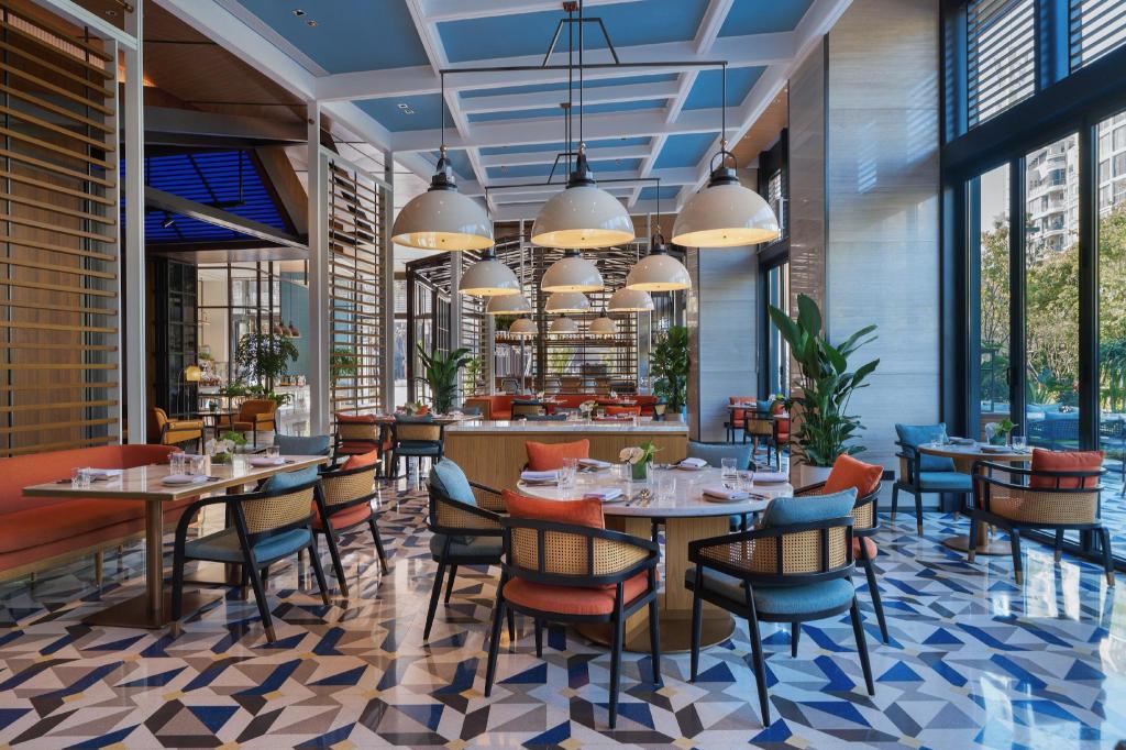 Hyatt Centric Ocean Front Xiamen 28/48