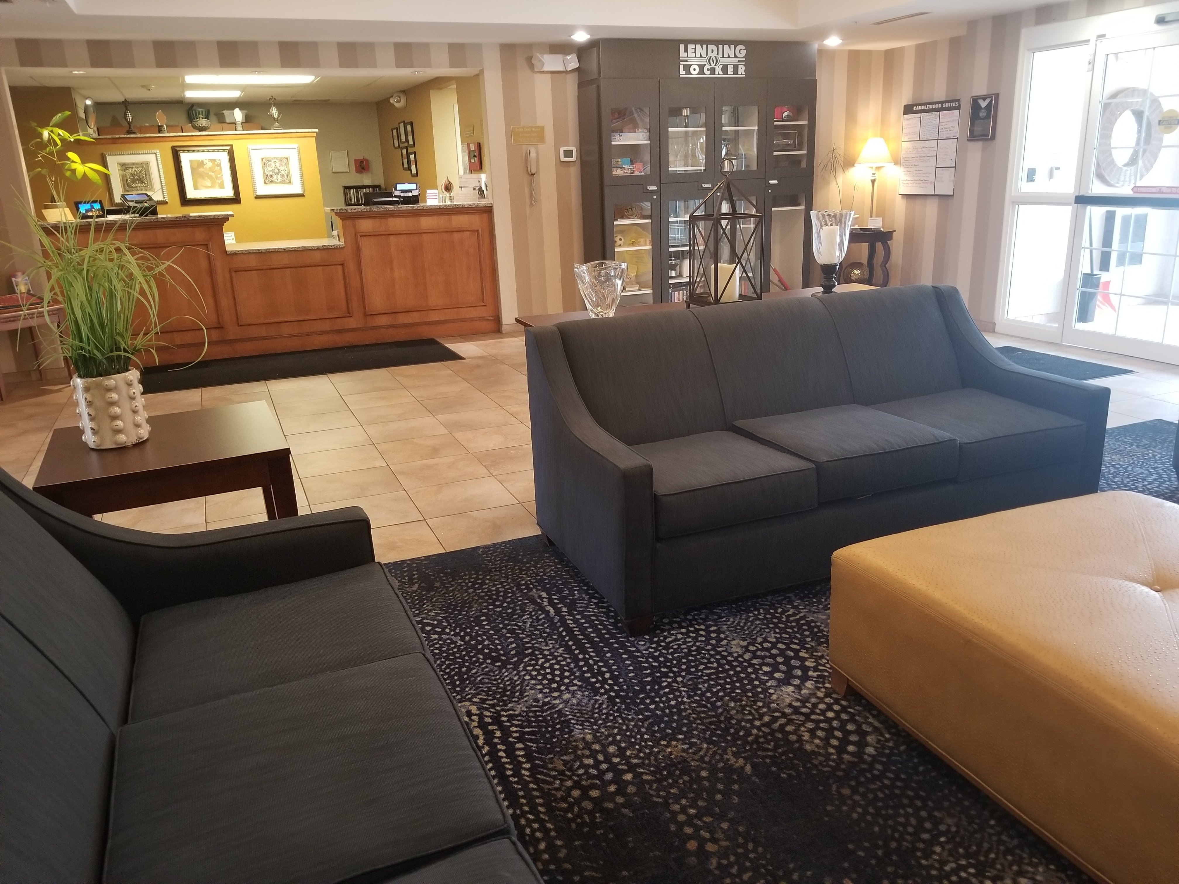 CANDLEWOOD SUITES BUFFALO AMHERST 47/77
