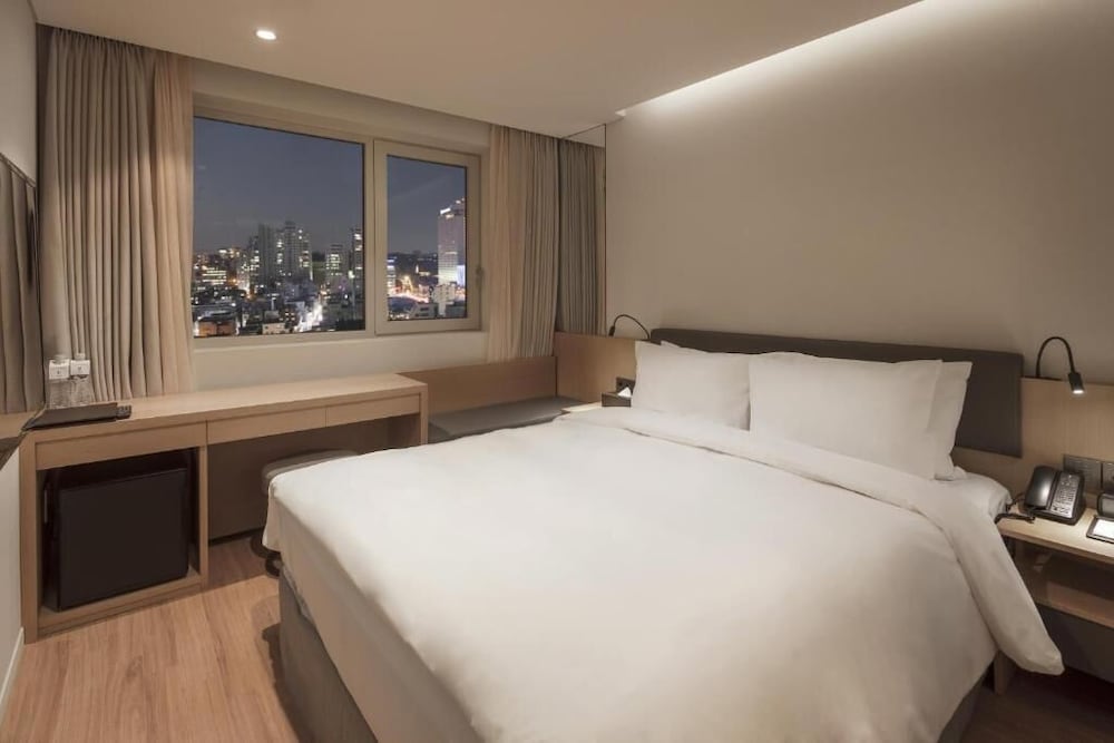 SUPERIOR, DOUBLE BED
