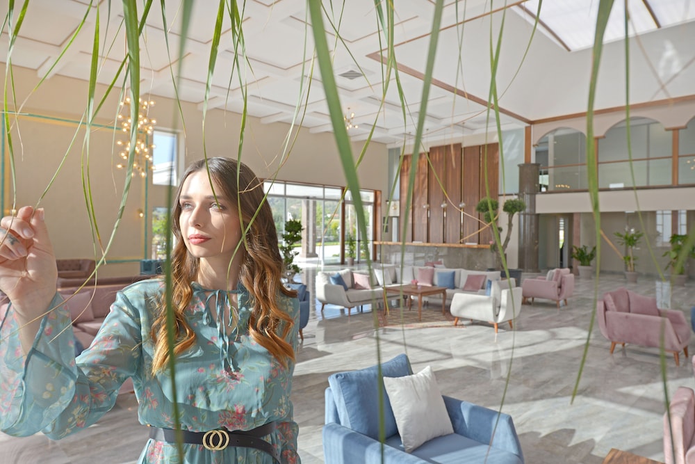 Adempira Termal Spa Hotel 65/74