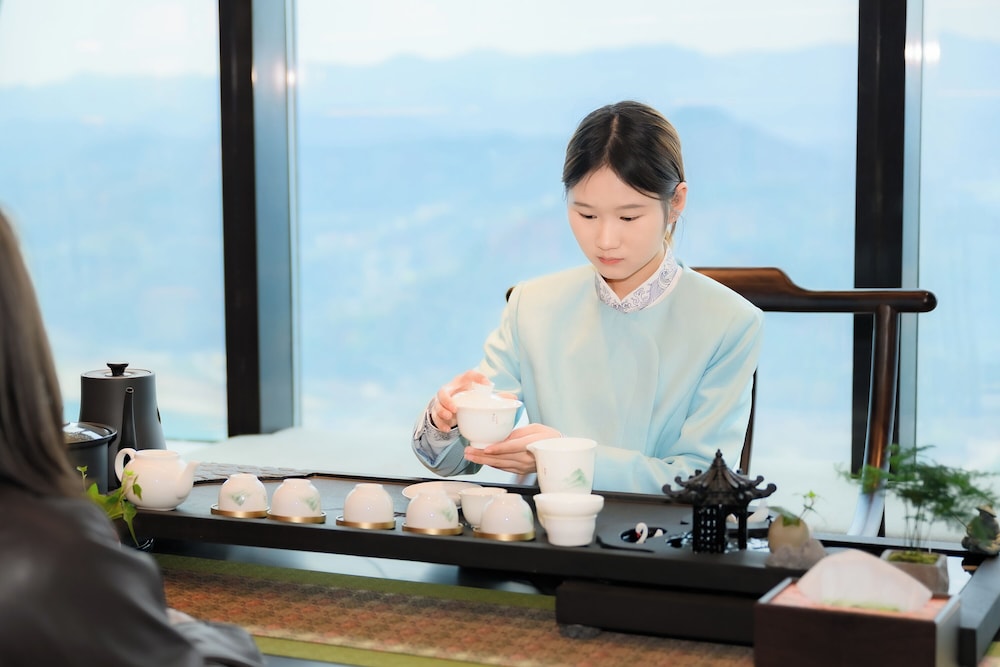 Wyndham Grand Yichang Riverside 12/71