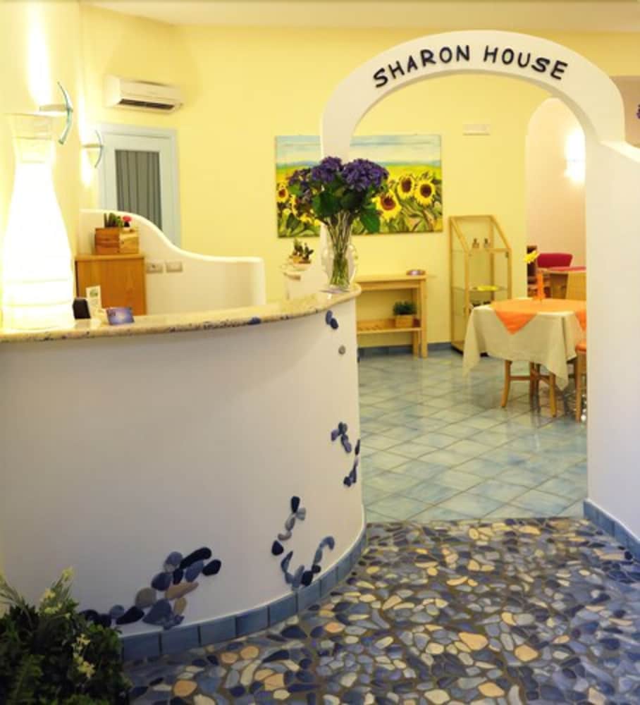 Sharon House 3/58