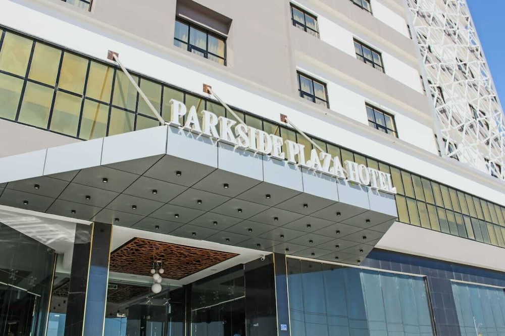 Parkside Plaza Hotel 9/32
