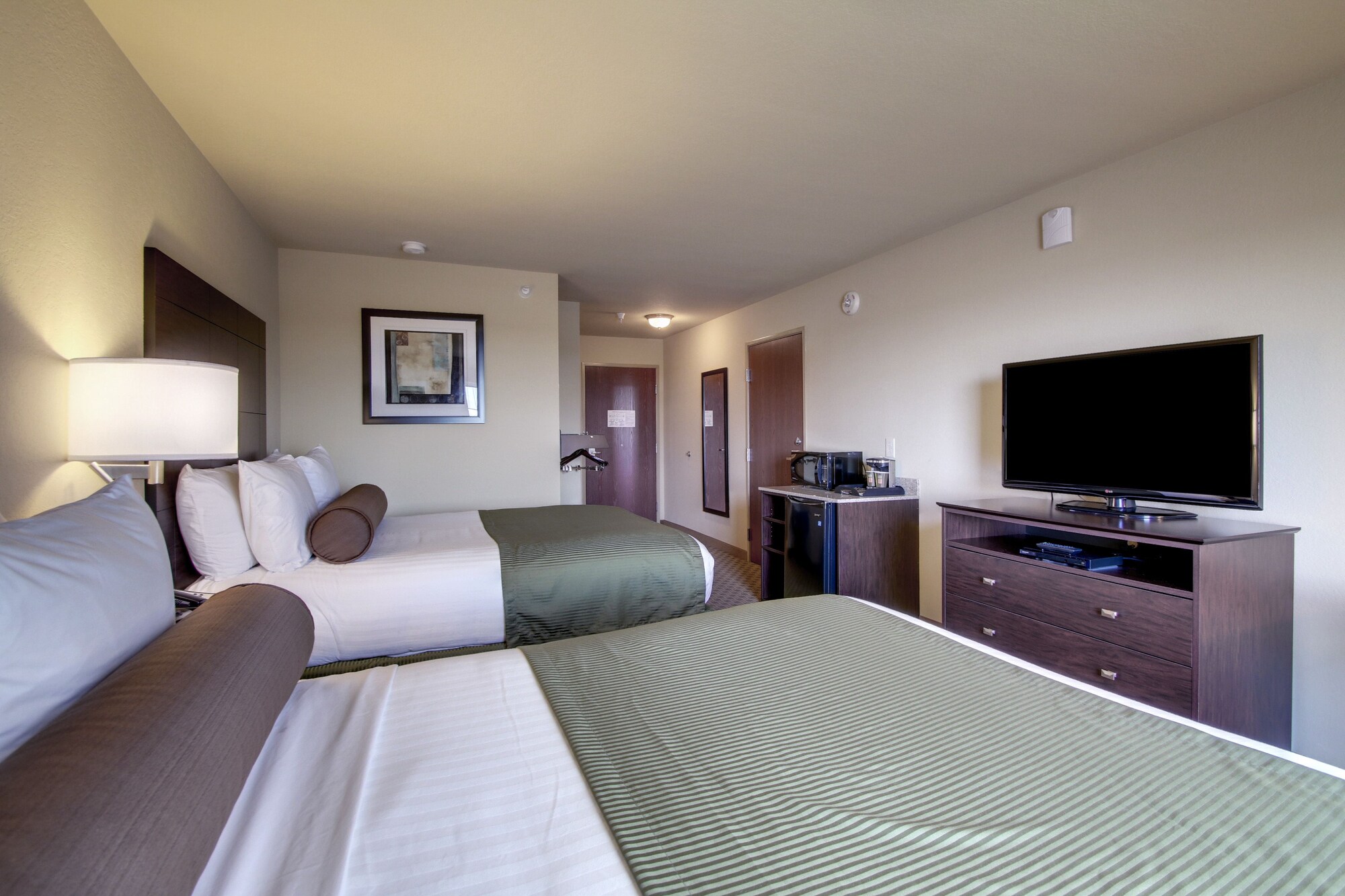 غرفة بسريرين كوين لذوي الإعاقة، Cobblestone Hotel Suites Waynesboro Pa 3/12