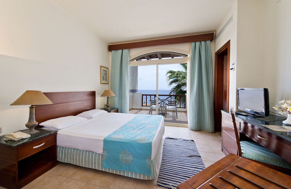 Amphoras Blu - Ultra All Inclusive - Adults Only 12/45
