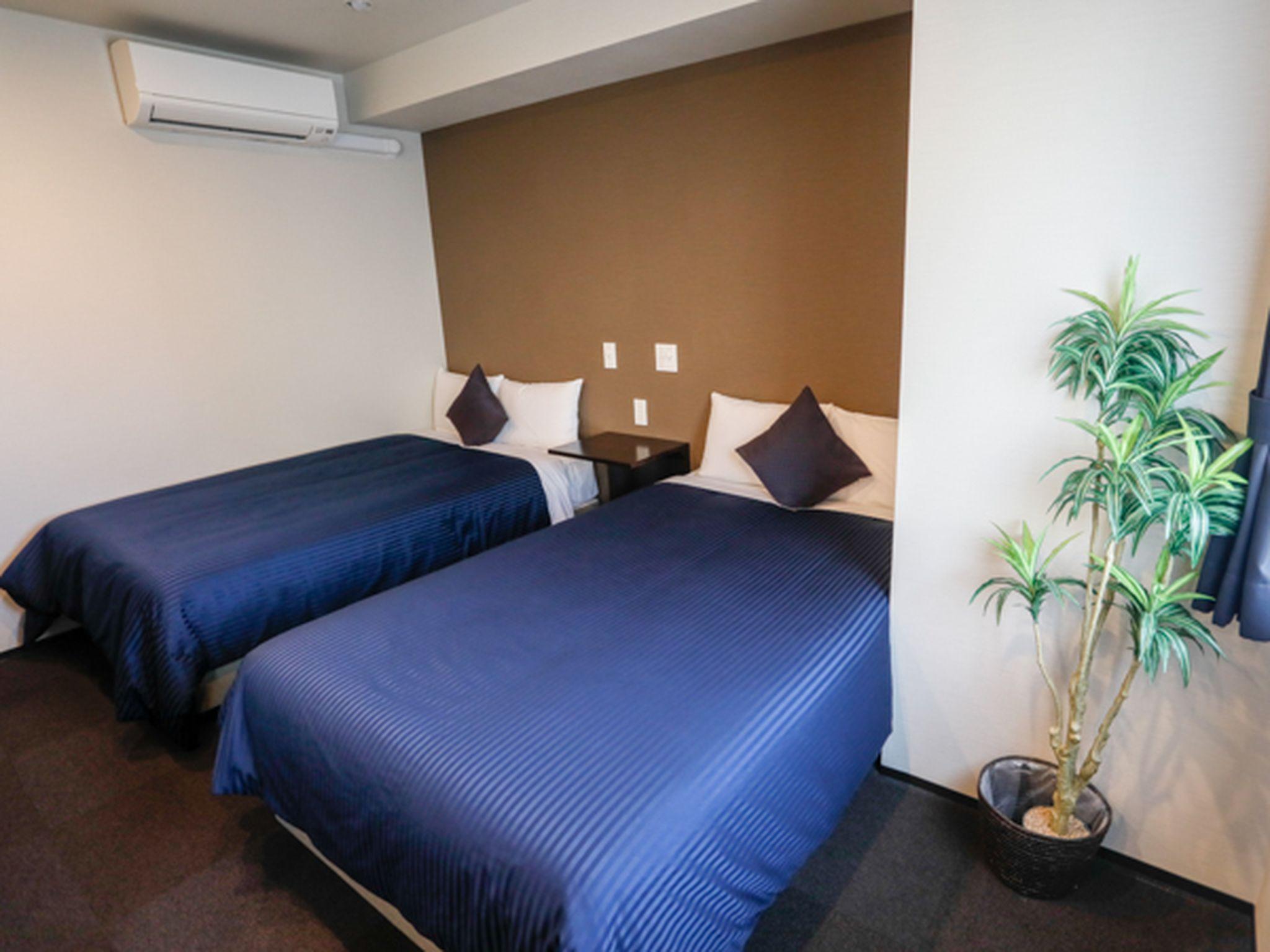 Semi Room, 2 Semi Double Beds