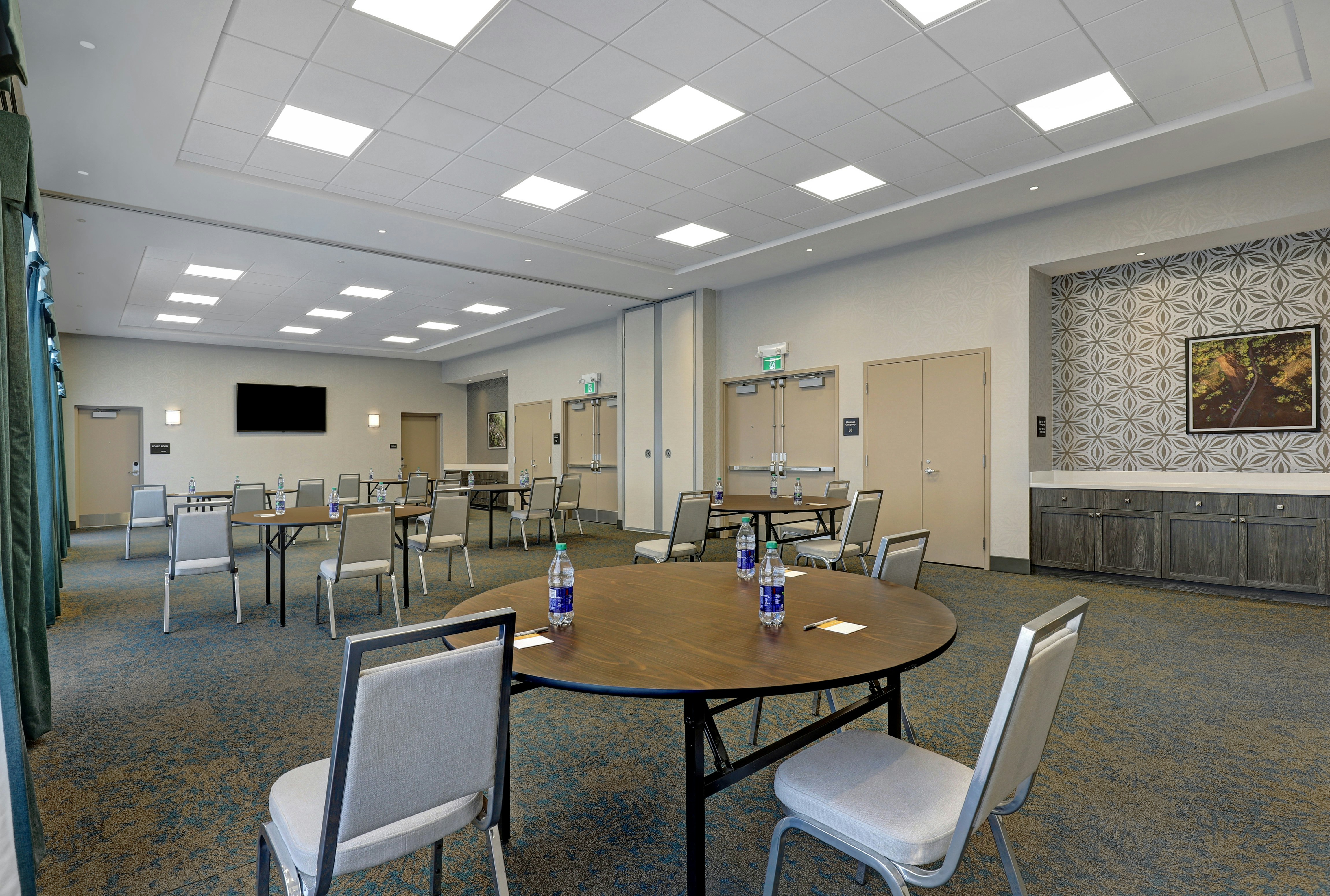 Hampton Inn and Suites Belleville 11/18