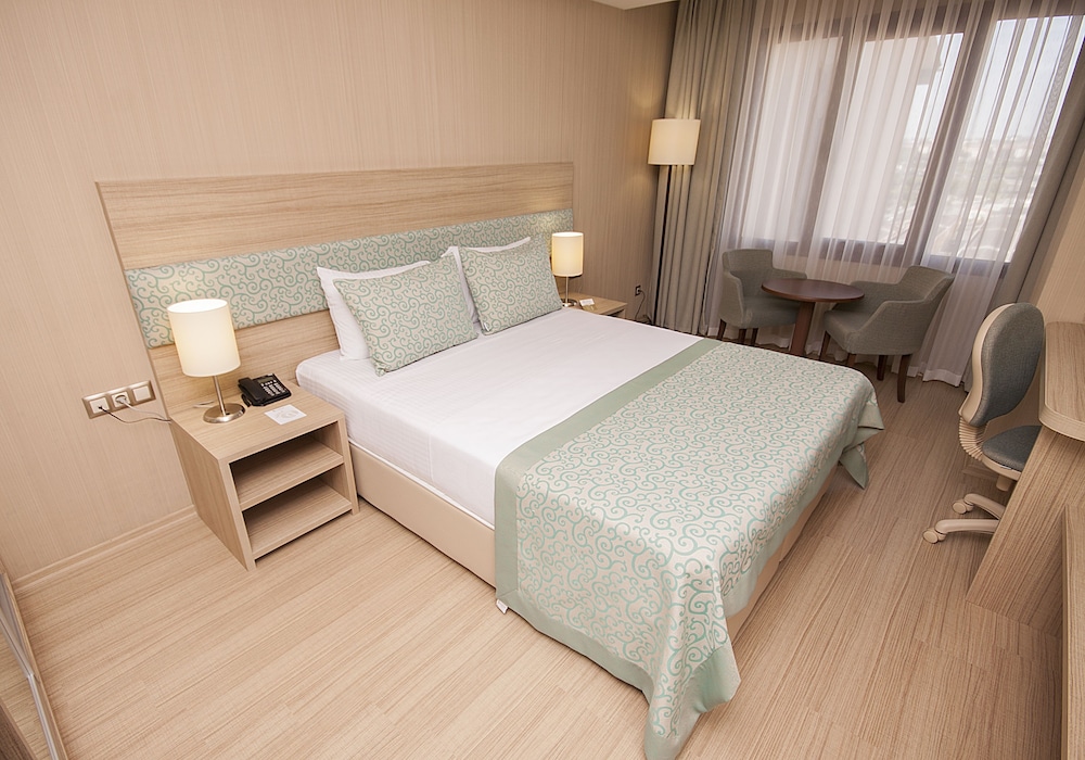 Golden Way Hotel Giyimkent 12/33