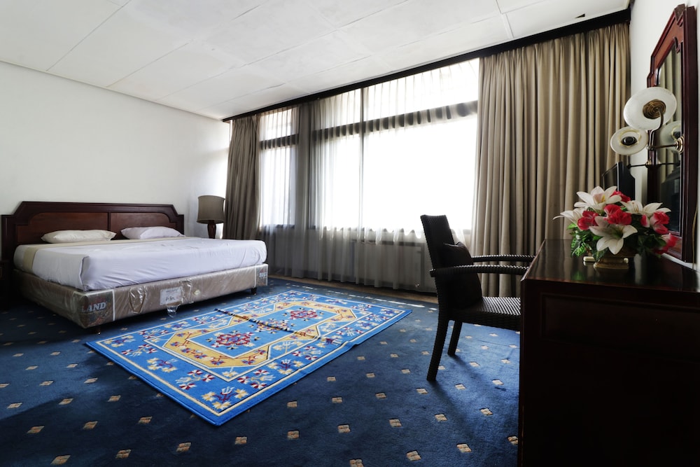 Hotel Istana Bandung 15/27