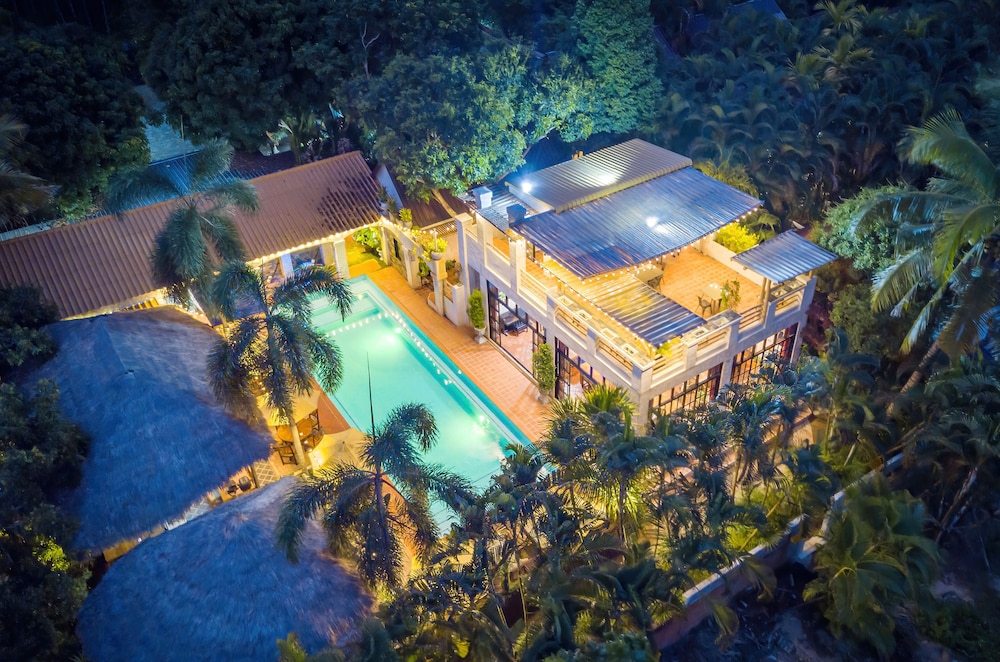 Baanpong Lodge 5/50
