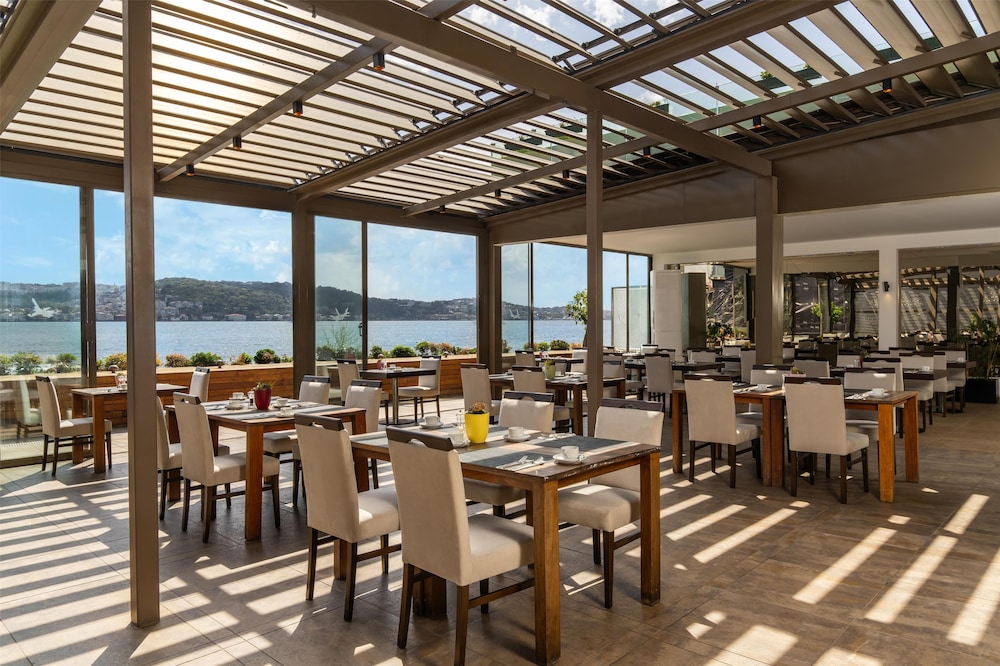 Radisson Blu Bosphorus Hotel 65/80