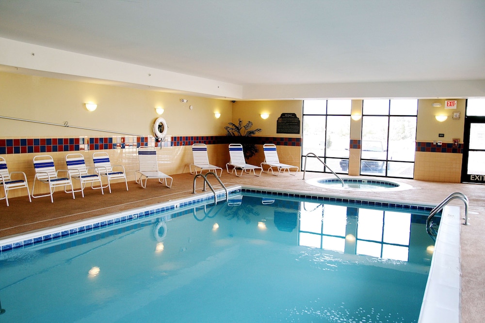 Hampton Inn Canon City 11/32