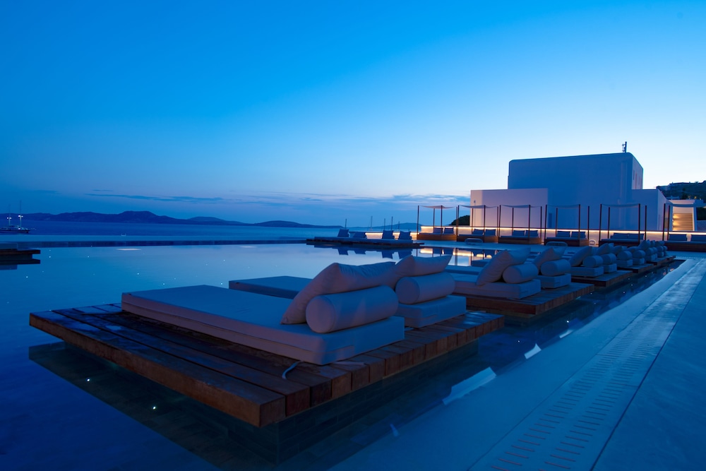 Manoula's Beach Mykonos Resort 47/49