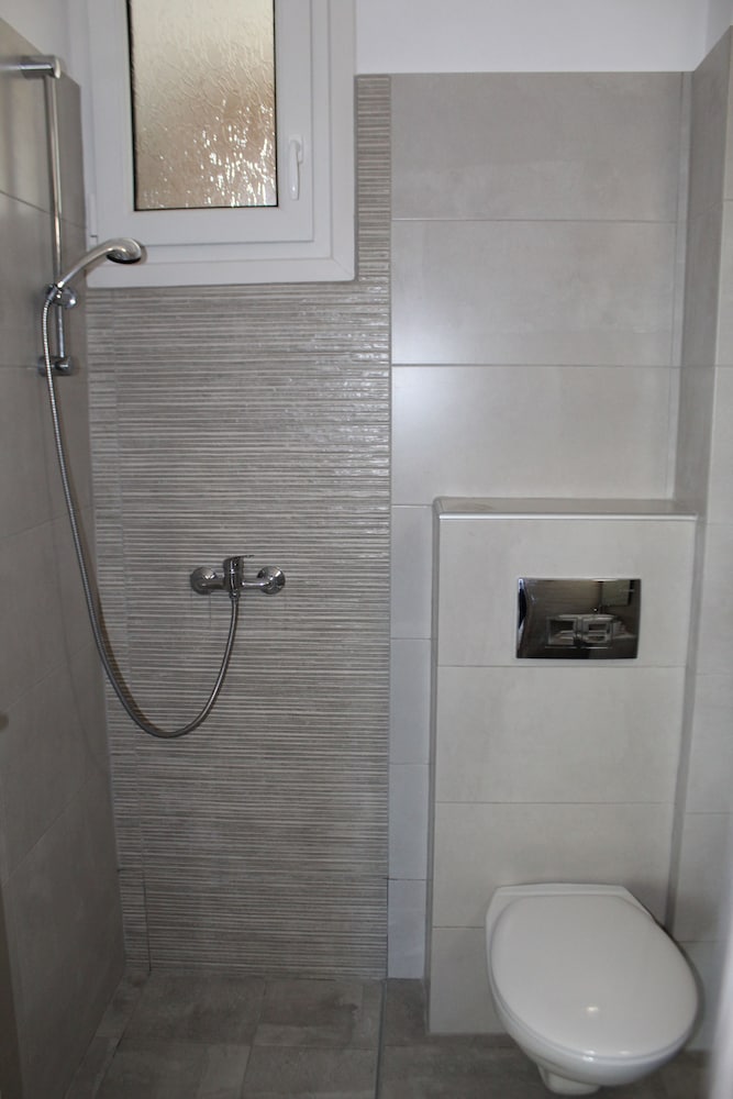 Zeus Hotel Ireon 42/42