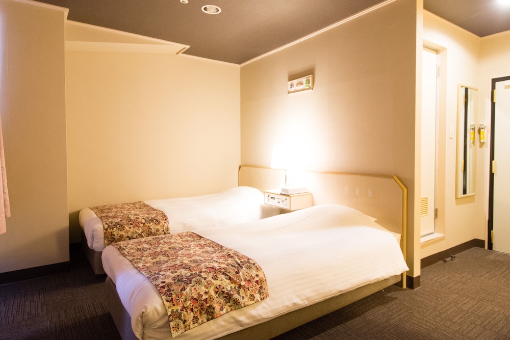 Hotel Isago Kobe 11/64