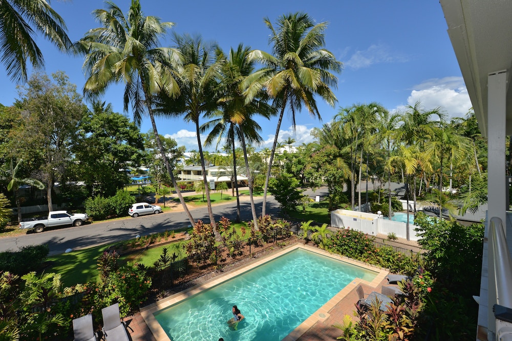 Tropical Reef Apartments Port Douglas 54/60