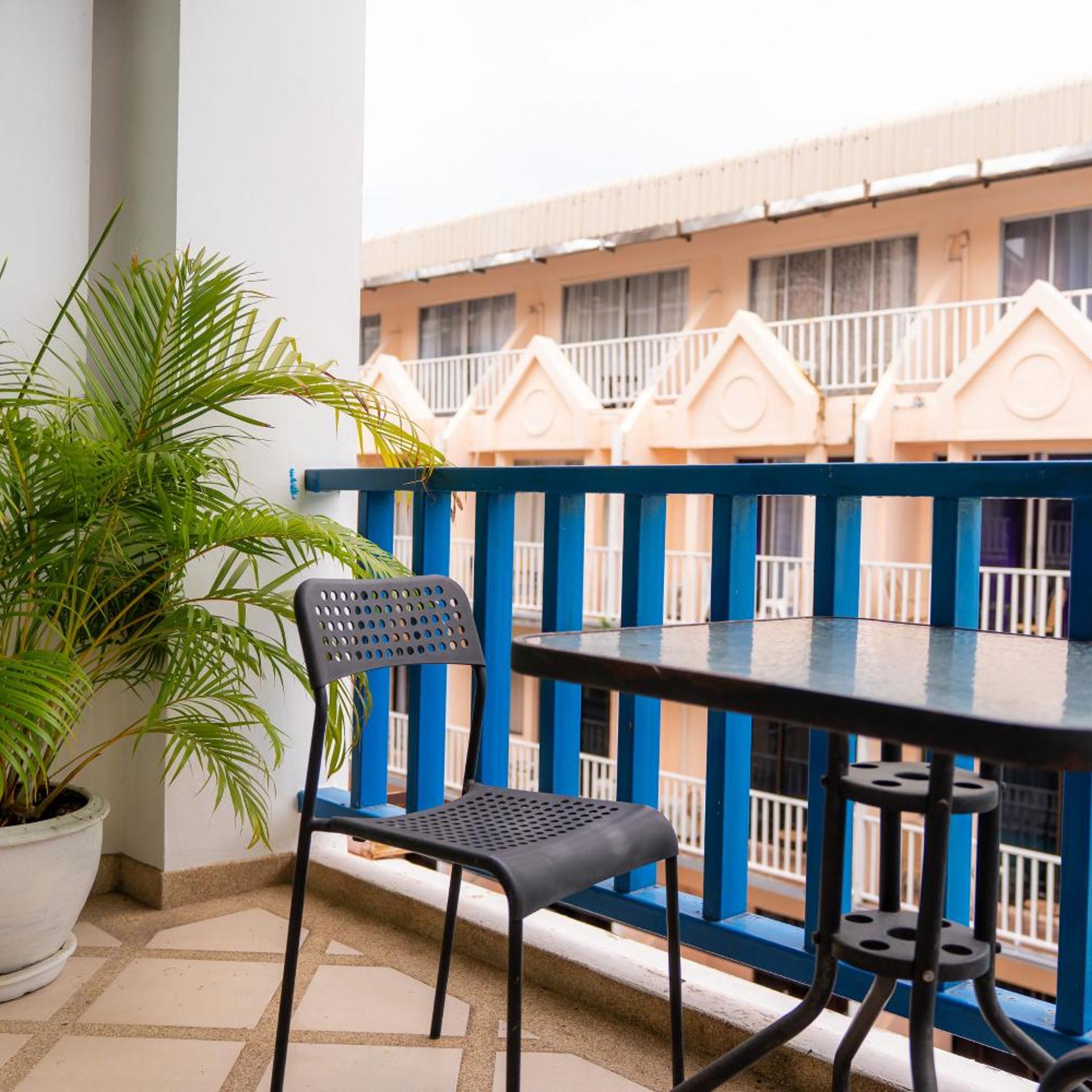 Patong Beach Side Hotel 38/50