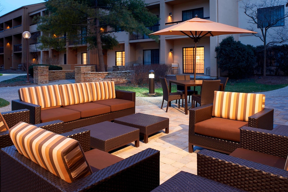 Courtyard by Marriott Dayton South 34/48