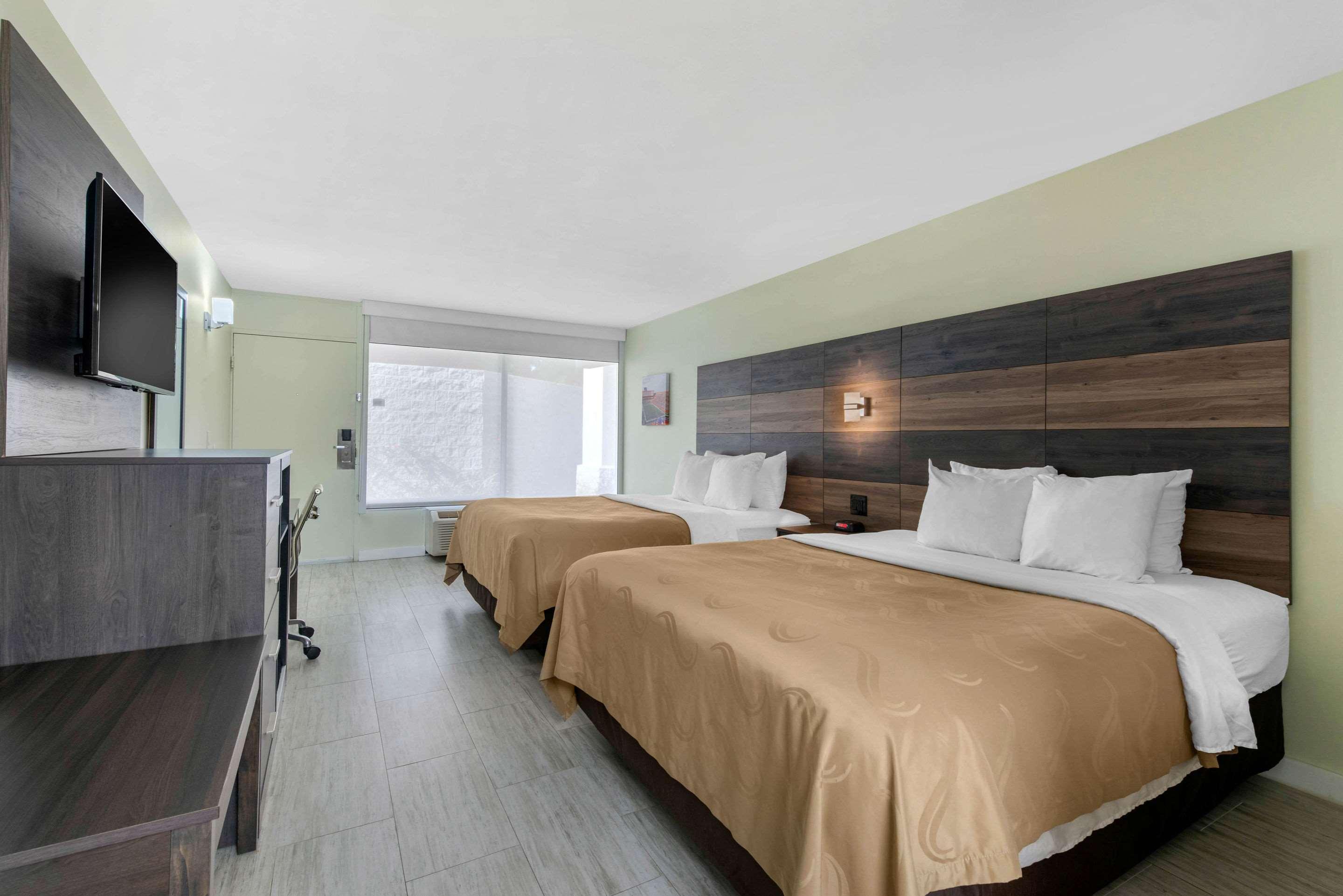 ROOM, 2 QUEEN BEDS