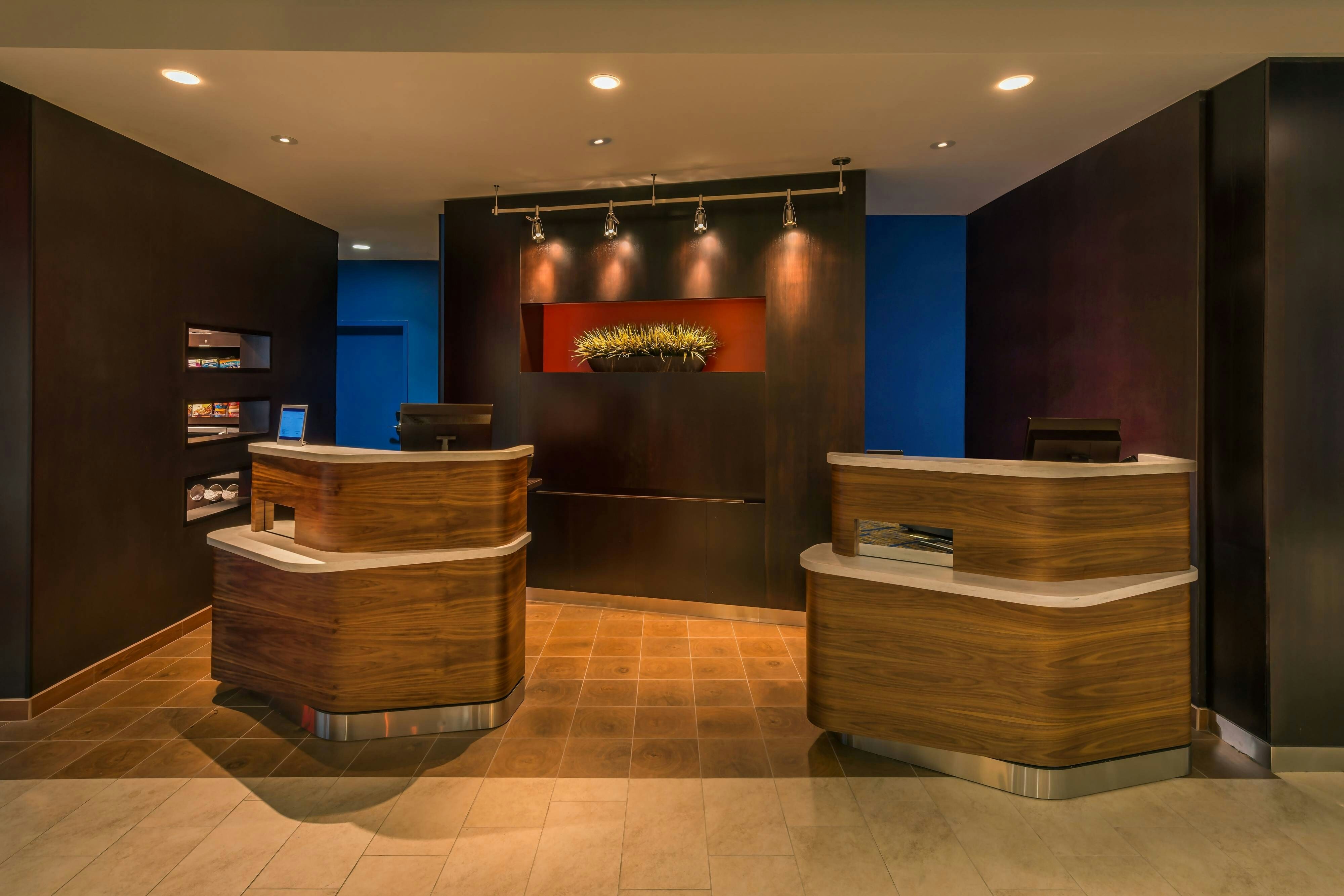 Lobby at COURTYARD RENO DOWNTOWN/RIVERFRONT, RENO - NV