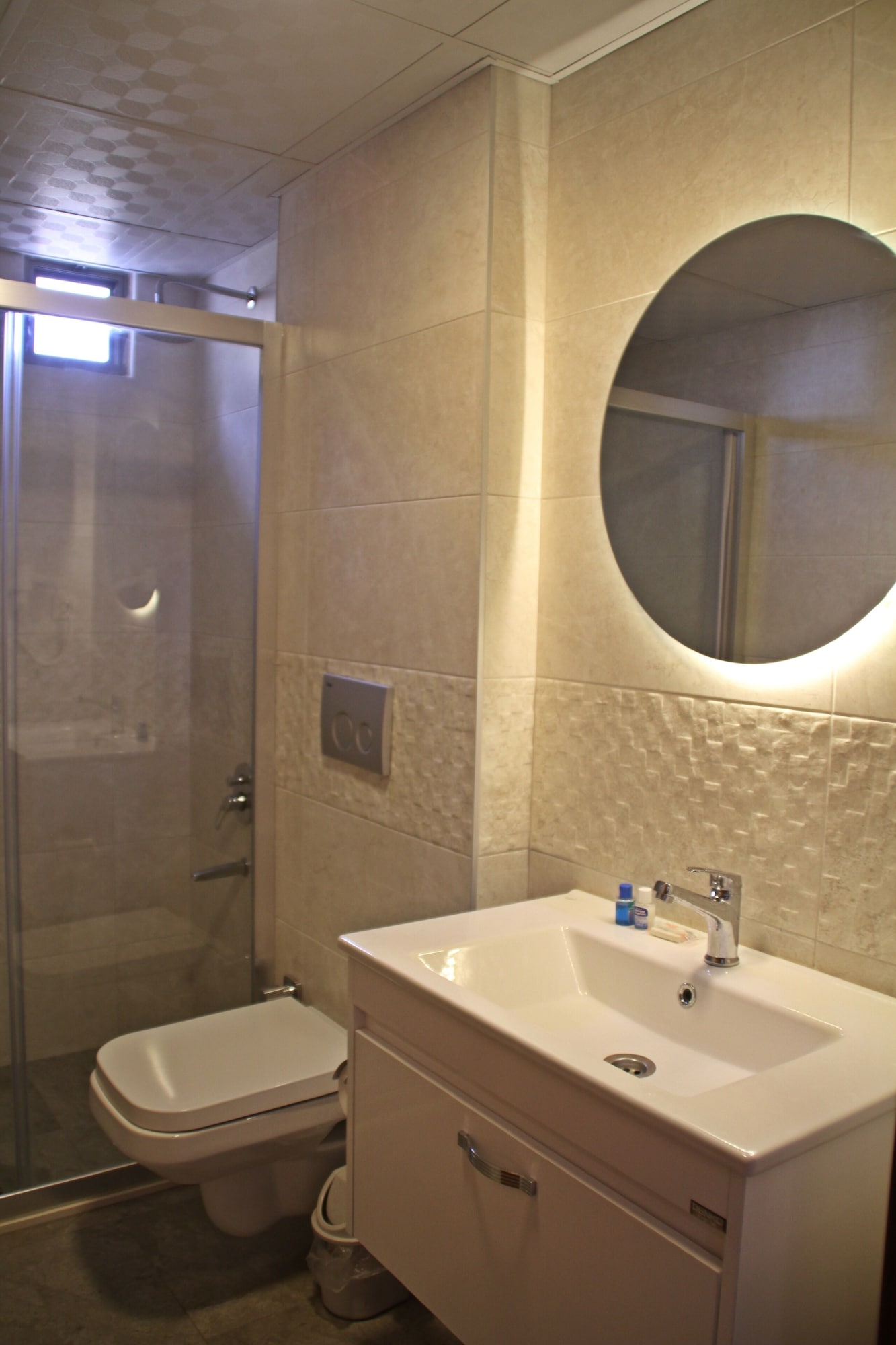 شقة عائلية بسرير فردي بإطلالة على الحديقة بغرفة نوم واحدة مع أريكة، Rosy Suites Hotel 9/9