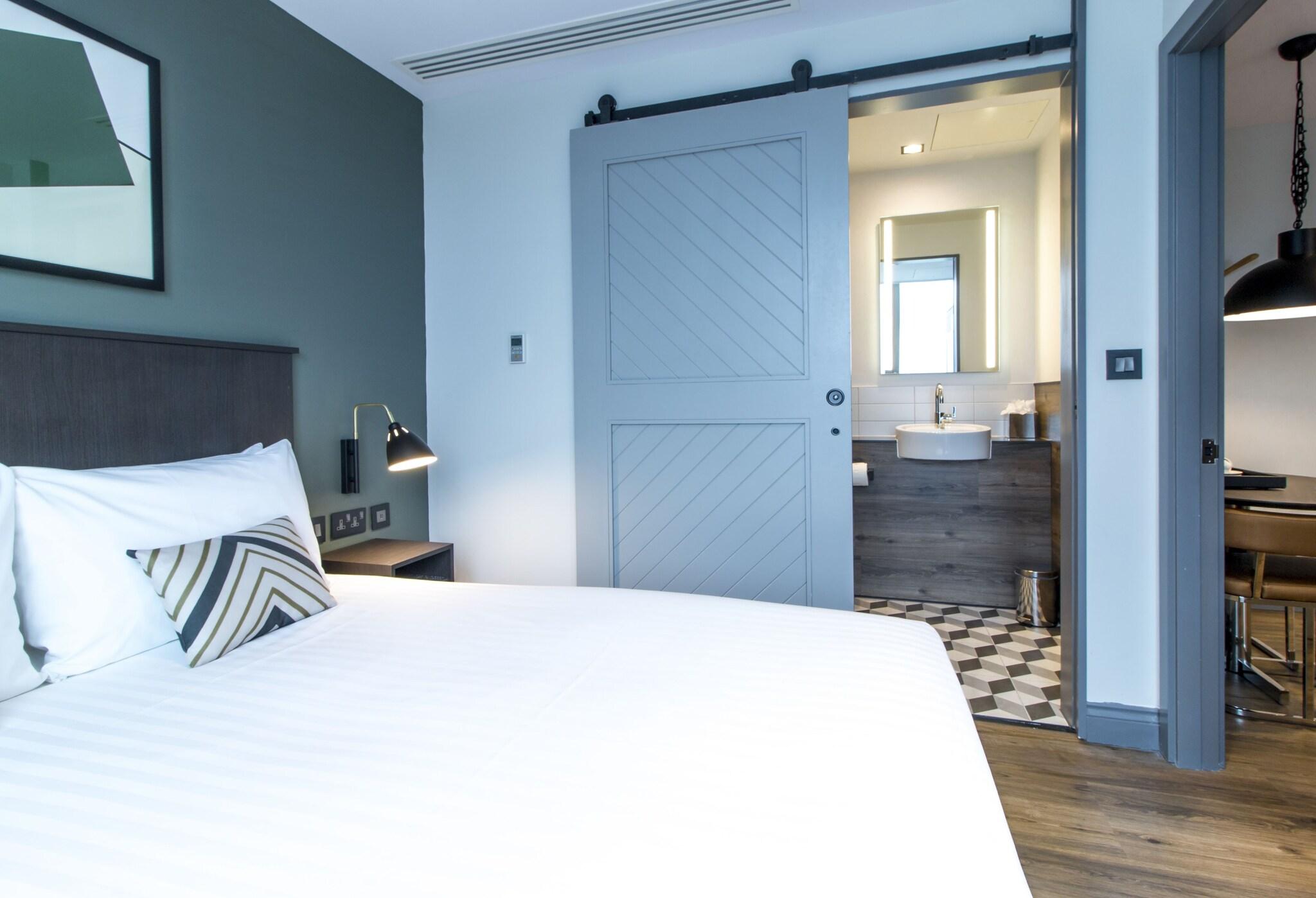 Premium, Suite, Residence Inn By Marriott London Kensington 2/8