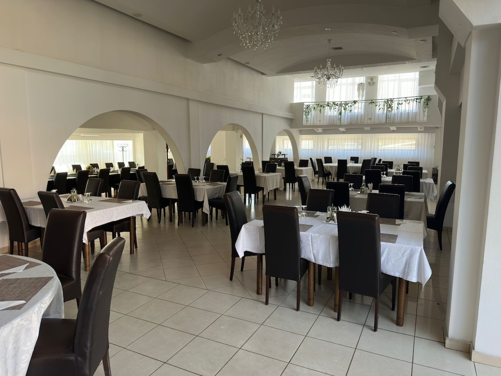 Hotel Apollo Hermannstadt 45/50