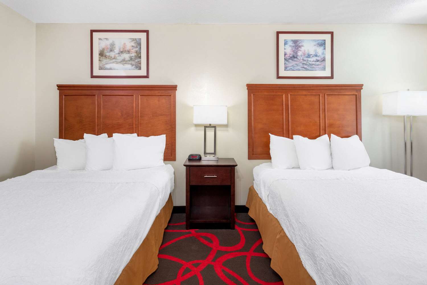 Travelodge by Wyndham Richmond IN 10/24