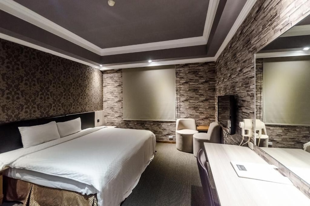 All Fun Business Hotel 25/46