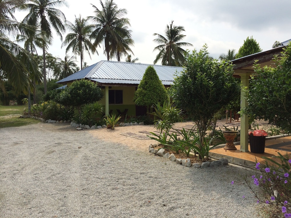 Tanjung Puteri Motel 3/41