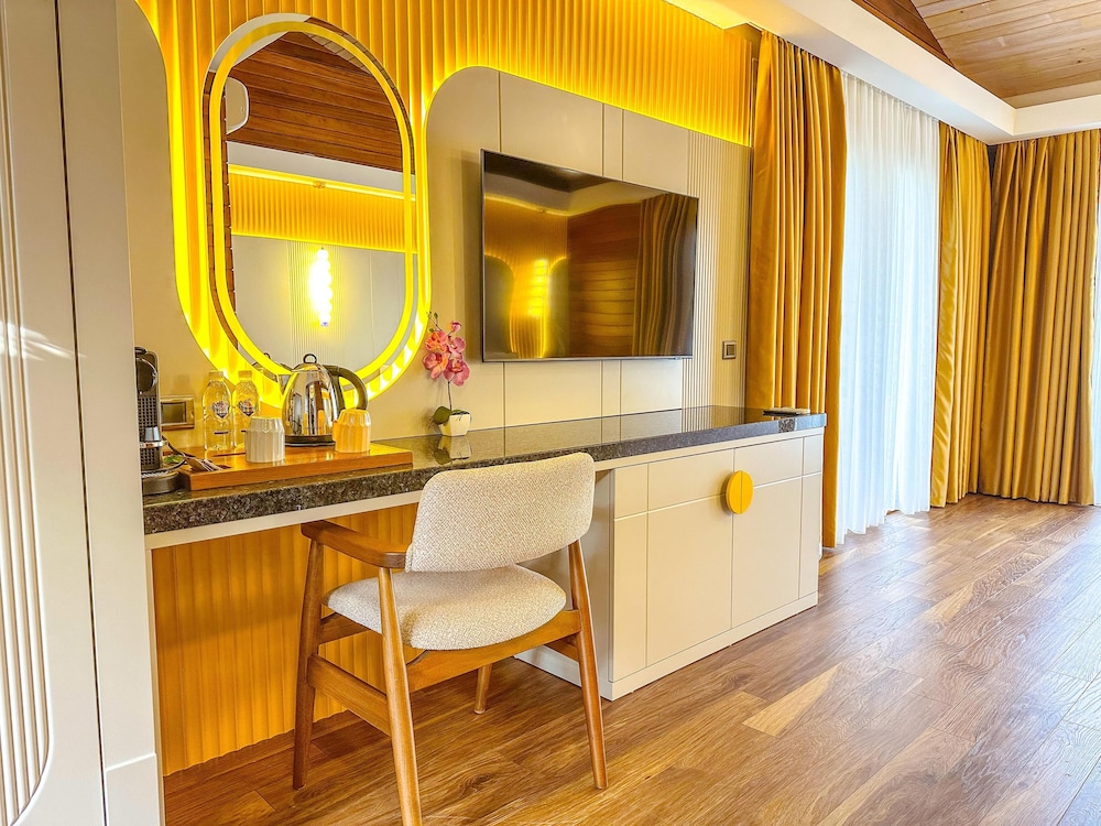 Cirali Hera Hotel 32/86