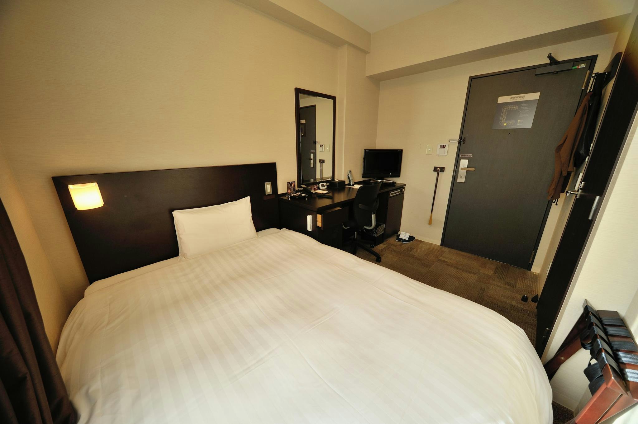 Compact, Double Bed