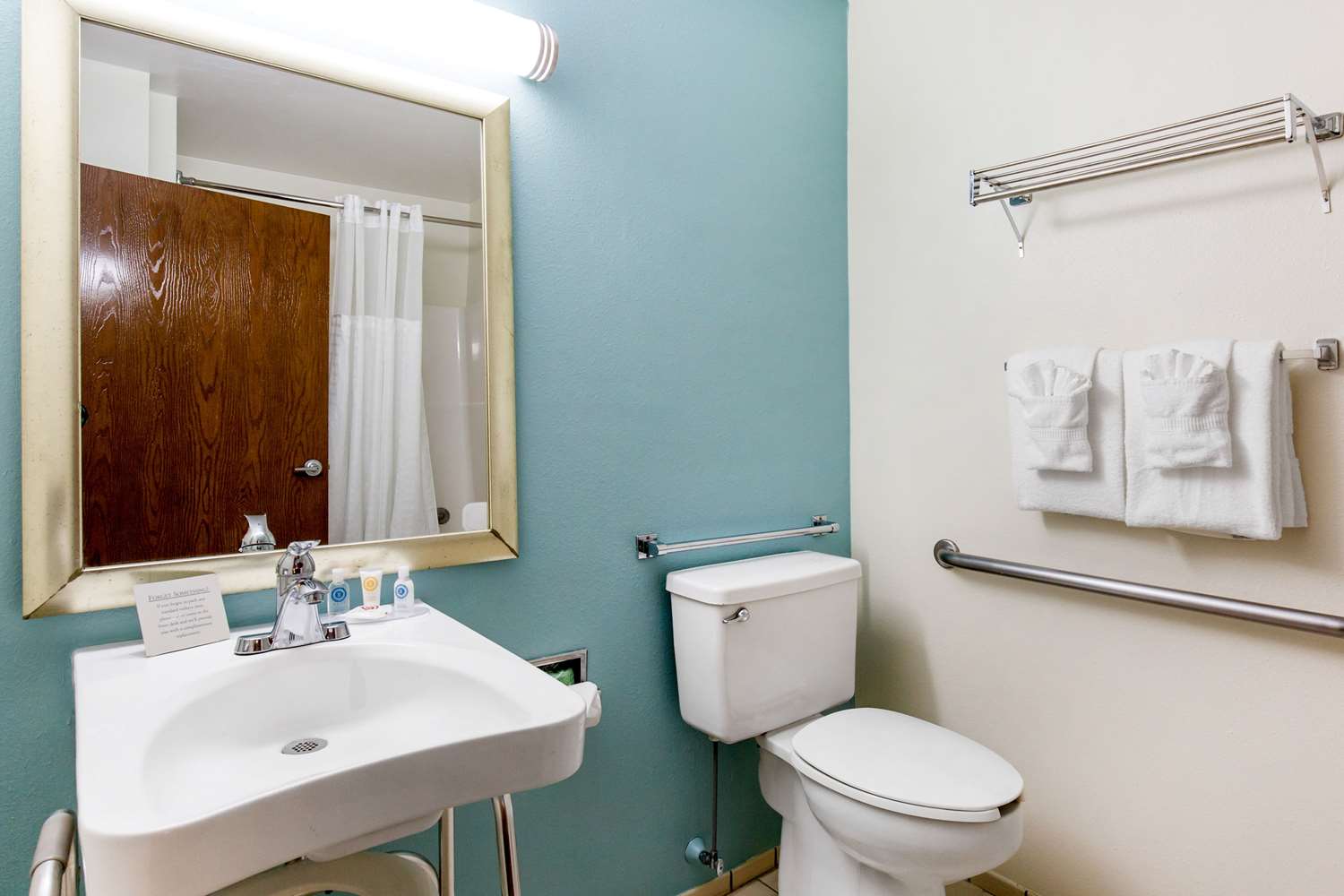 Quality Inn Stephens City-Winchester South 24/24