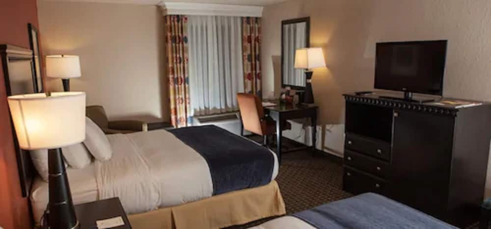 Decatur Conference Center Hotel 14/42