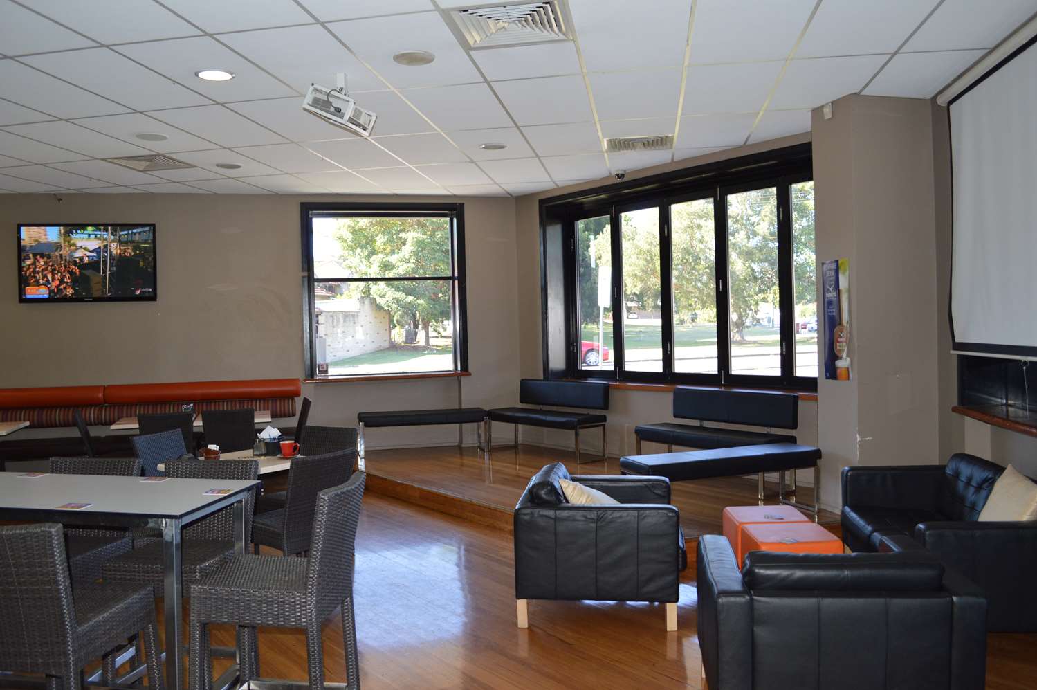 Best Western Blackbutt Inn 7/17