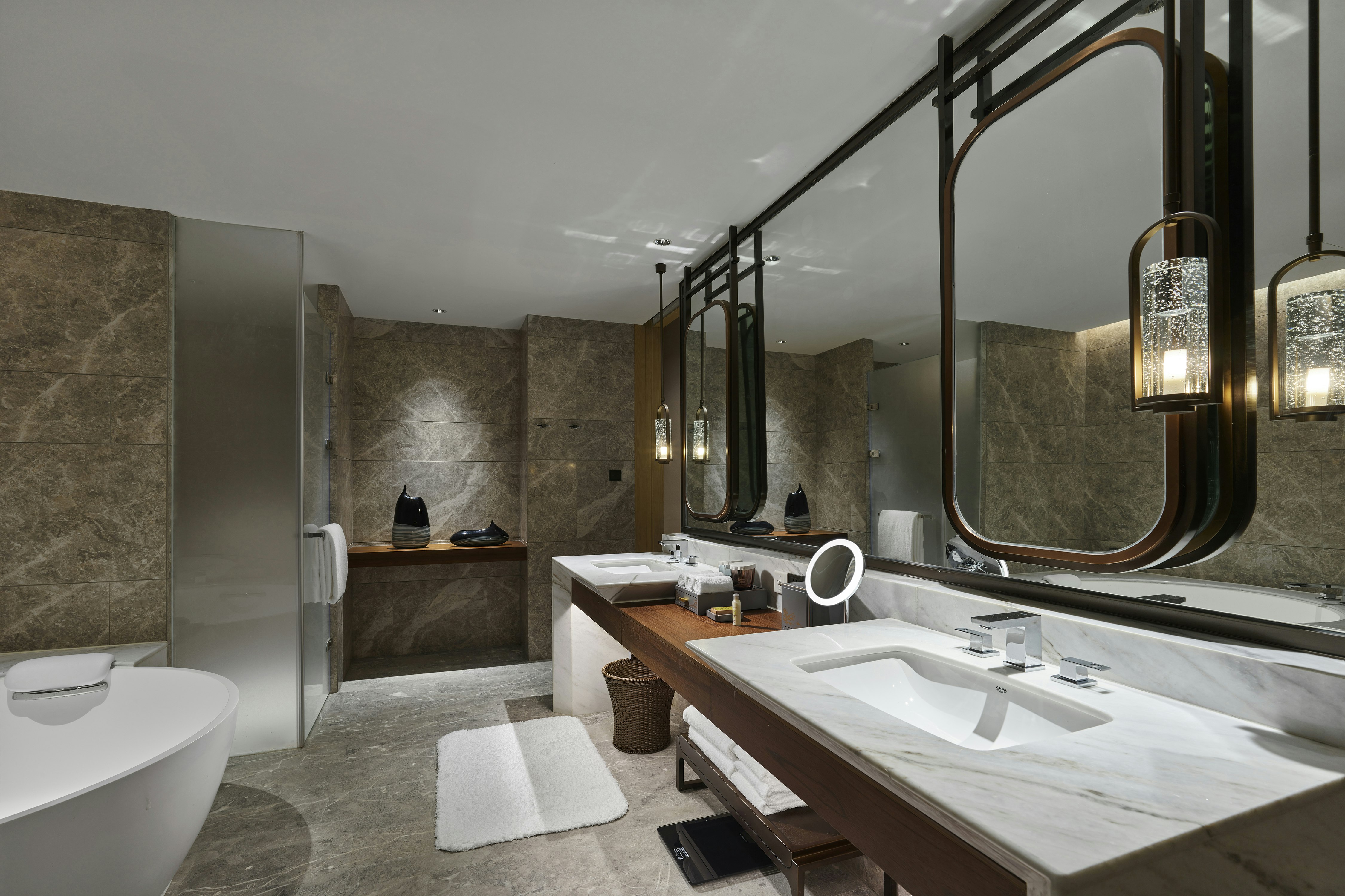 جناح ديلوكس بسرير كينج بإطلالة على البحيرة، Hilton Suzhou Yinshan Lake 4/4