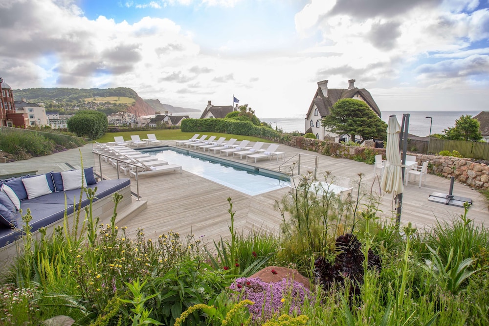 Sidmouth Harbour Hotel 59/64