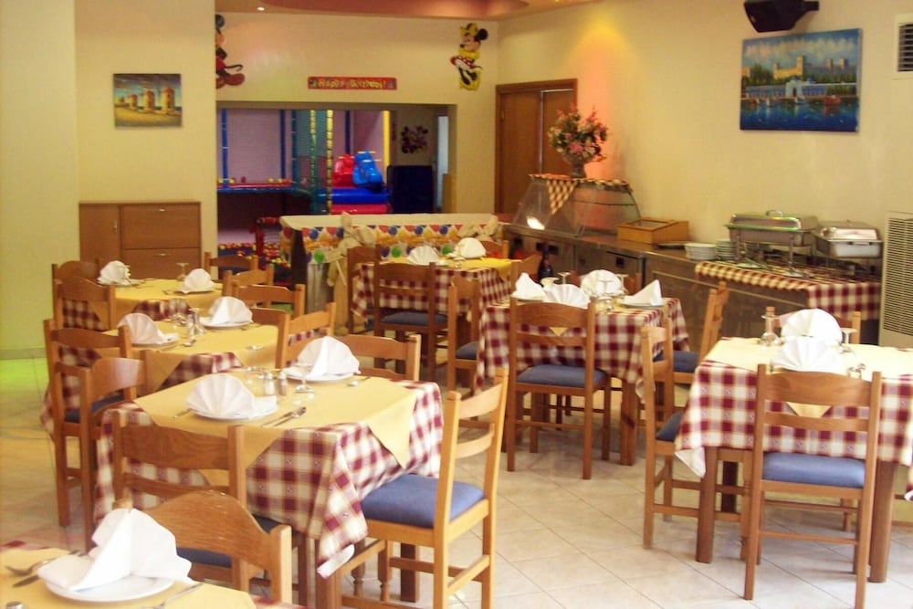Sotirakis Hotel 30/46