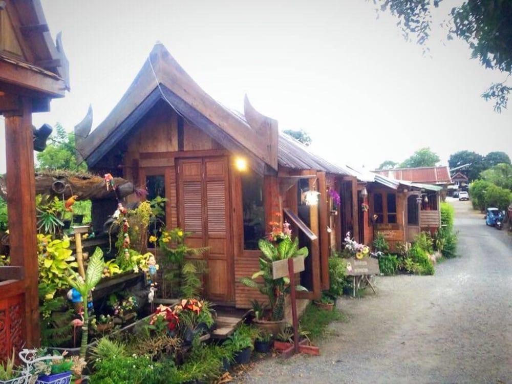 Jidapa Resort 4/58