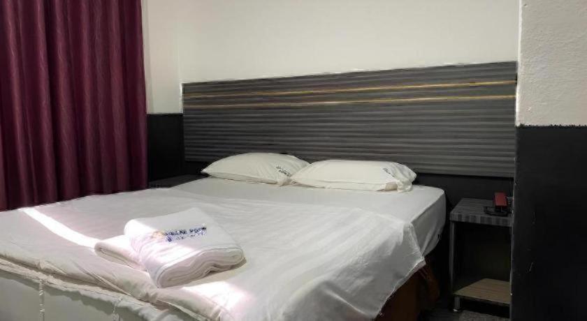 DARLENE HOTEL 31/50